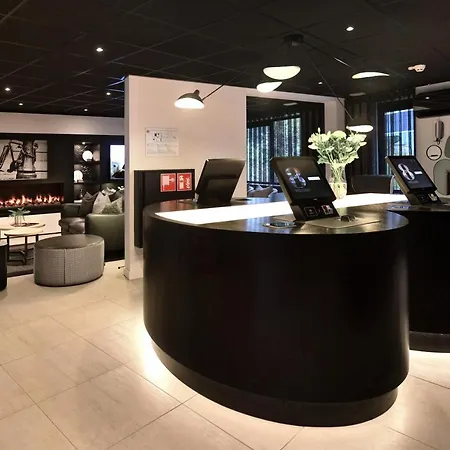 Gr8 Riverside 酒店 3*