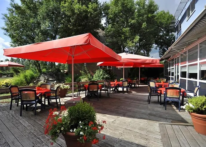 Otel Gr8 Riverside 3*