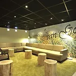 Gr8 Riverside Hotel 3*